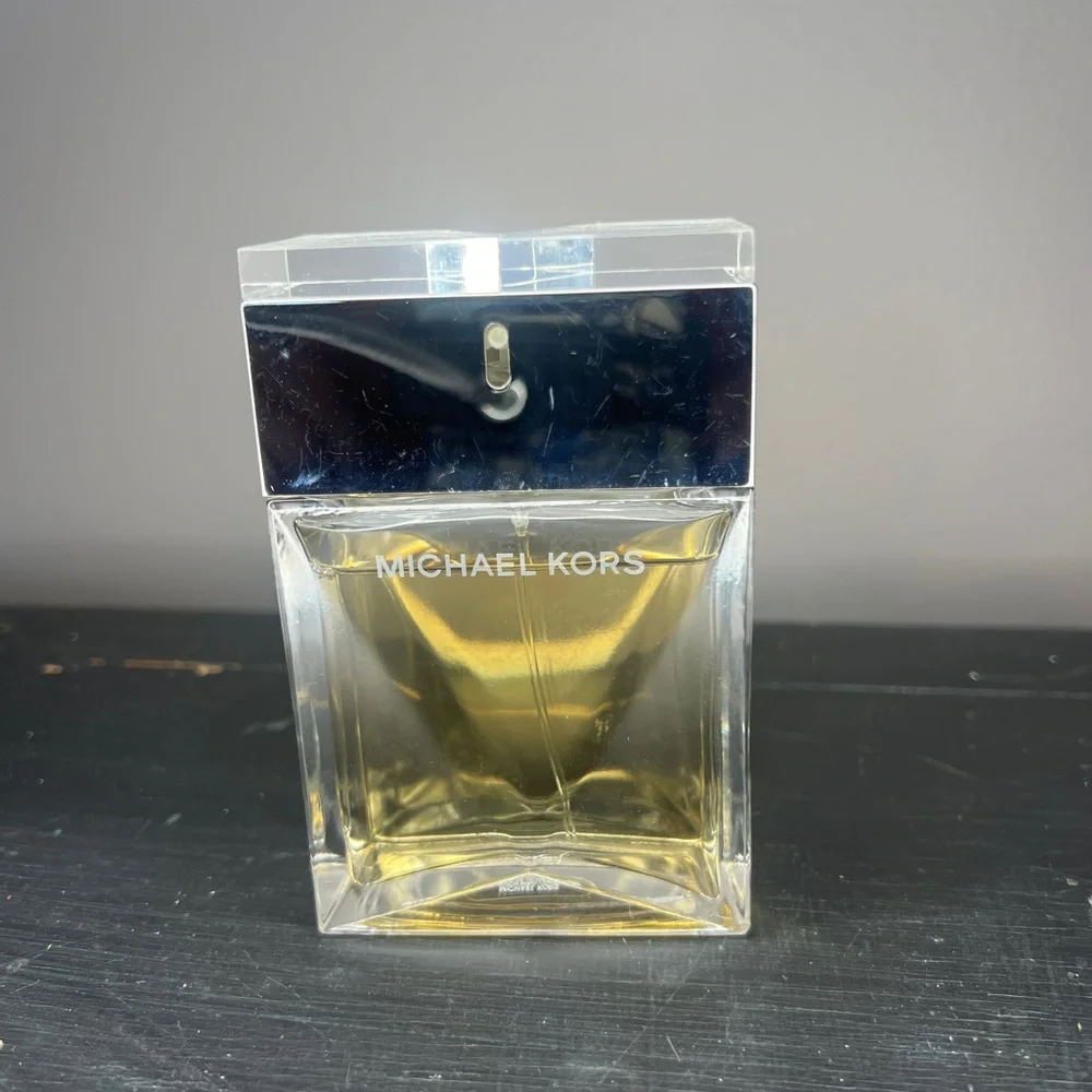 Perfume Bundle - Picture 12 of 15